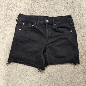 American Eagle Size 6 Black Midi Shorts